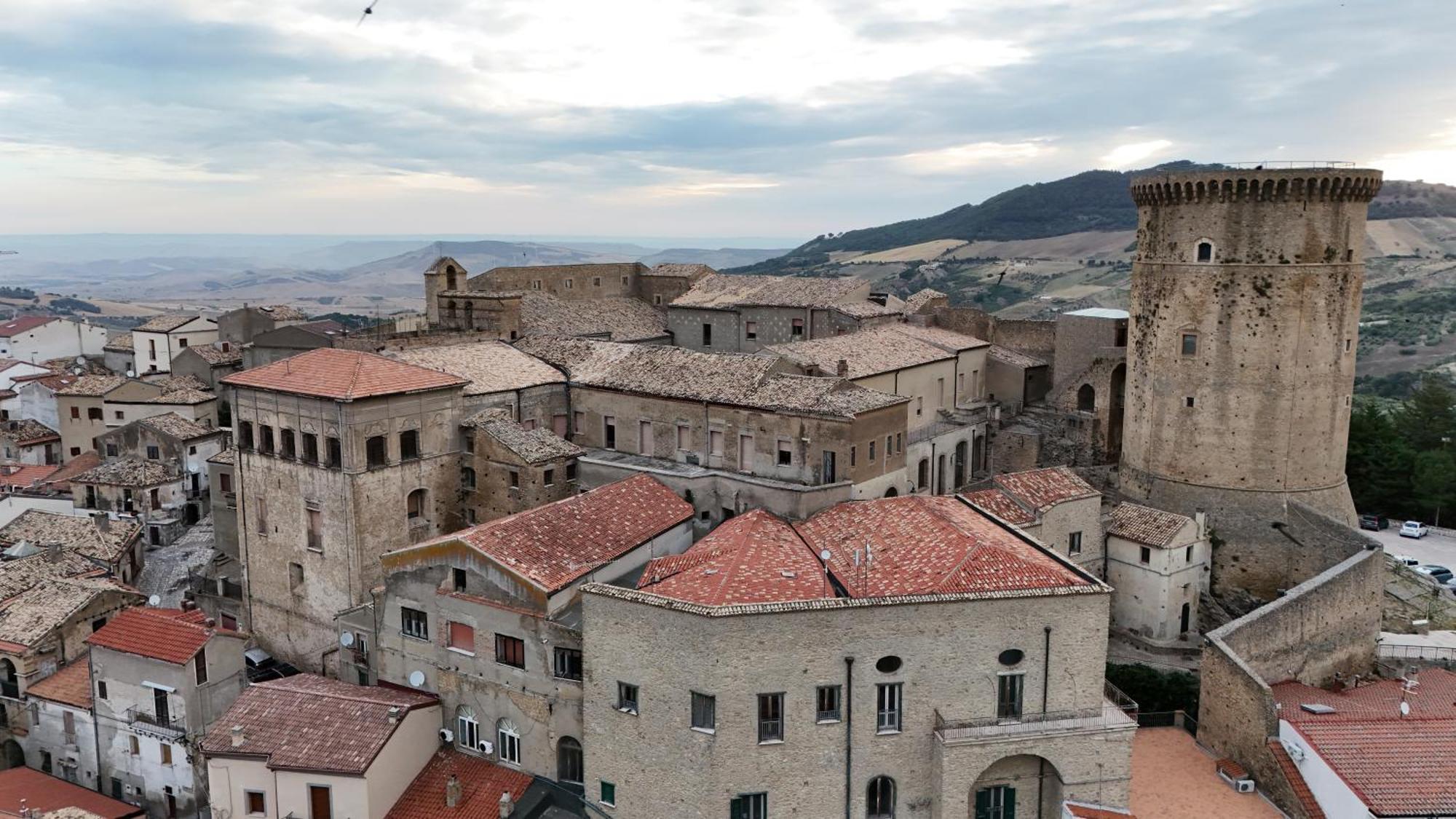 Comfort, Parcheggio E Balcone Su Tricarico In Basilicata, Io Sono Qui Экстерьер фото